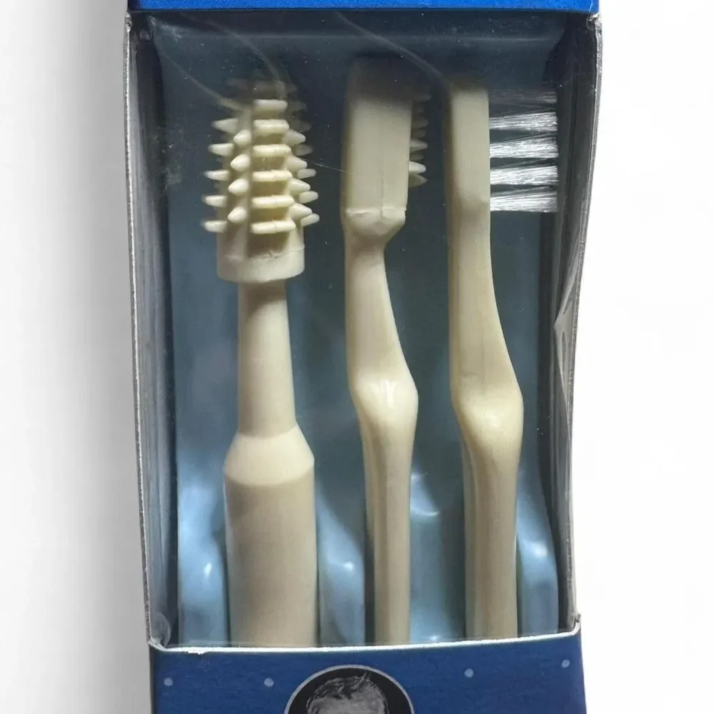 VTG Gerber Nuk 3 Piece Toothbrush Set Y2K NIB Collectors Display Only Nostalgia